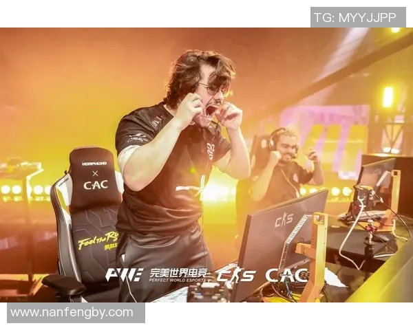 探讨CSGO焦点TES战队在战术灵活性与应变能力上的优势与挑战实时数据